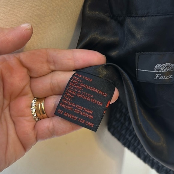 Adrienne Landau Red & Black Faux Fur Waist Style Jacket SzXS - Picture 8 of 13